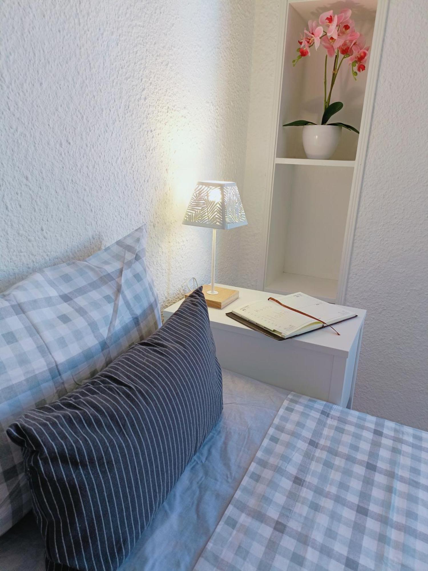 Apartamento Gloria Host House Alicante Habitación foto